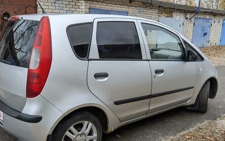 Mitsubishi Colt VI рестайлинг, 2005 год, 285 000 рублей, 3 фотография