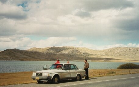 Volvo 240 Series, 1986 год, 1 000 000 рублей, 7 фотография