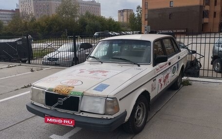 Volvo 240 Series, 1986 год, 1 000 000 рублей, 30 фотография