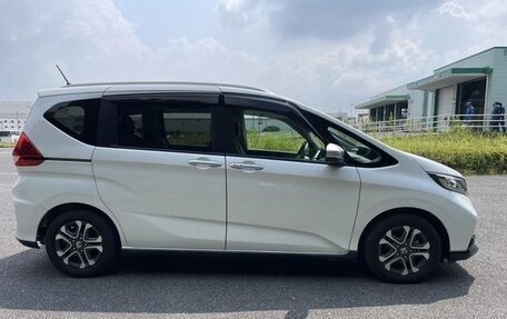 Honda Freed II, 2019 год, 1 192 000 рублей, 6 фотография