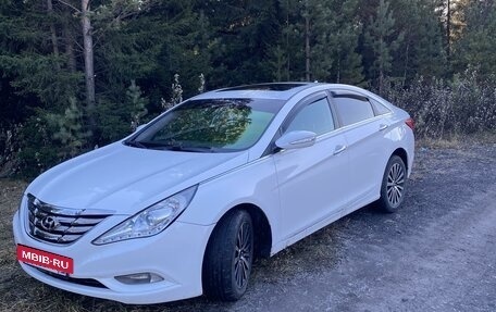 Hyundai Sonata VI, 2010 год, 1 390 000 рублей, 2 фотография