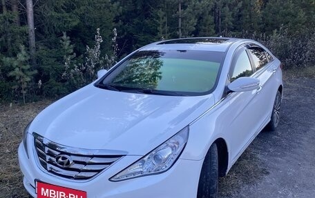 Hyundai Sonata VI, 2010 год, 1 390 000 рублей, 17 фотография