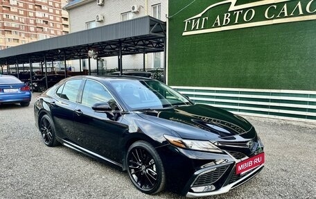 Toyota Camry, 2022 год, 4 400 000 рублей, 2 фотография