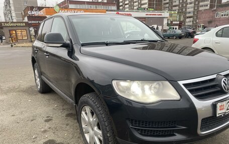 Volkswagen Touareg III, 2008 год, 985 000 рублей, 2 фотография