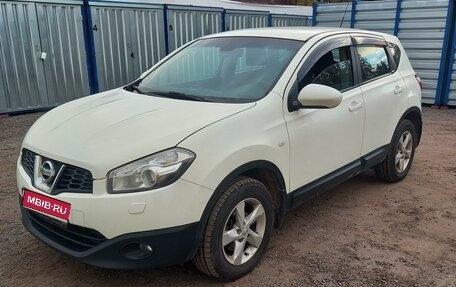 Nissan Qashqai, 2011 год, 1 220 000 рублей, 2 фотография