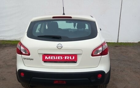 Nissan Qashqai, 2011 год, 1 220 000 рублей, 10 фотография