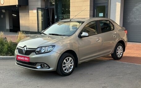 Renault Logan II, 2014 год, 870 000 рублей, 2 фотография