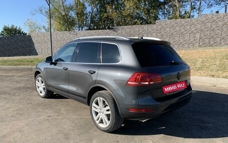 Volkswagen Touareg III, 2013 год, 2 600 000 рублей, 3 фотография