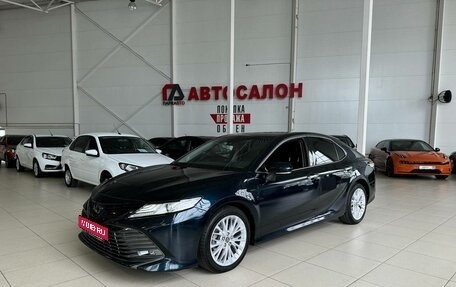 Toyota Camry, 2018 год, 2 280 000 рублей, 1 фотография