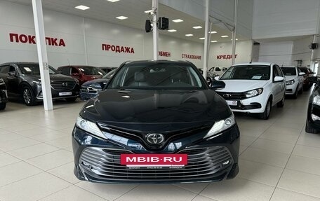 Toyota Camry, 2018 год, 2 280 000 рублей, 2 фотография