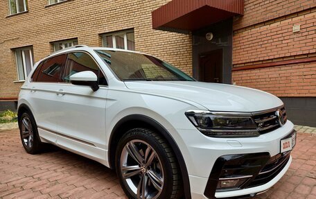 Volkswagen Tiguan II, 2018 год, 3 950 000 рублей, 7 фотография