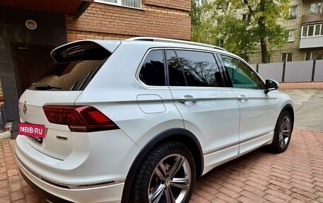 Volkswagen Tiguan II, 2018 год, 3 950 000 рублей, 5 фотография