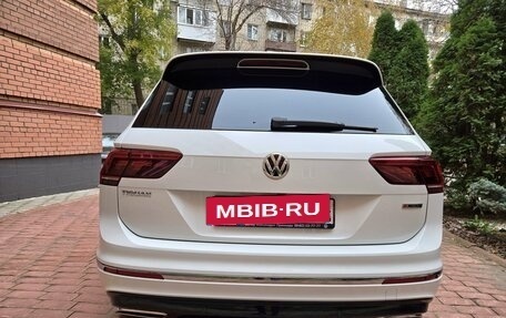 Volkswagen Tiguan II, 2018 год, 3 950 000 рублей, 8 фотография