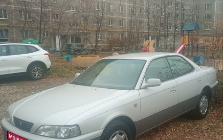 Toyota Vista, 1997 год, 450 000 рублей, 2 фотография