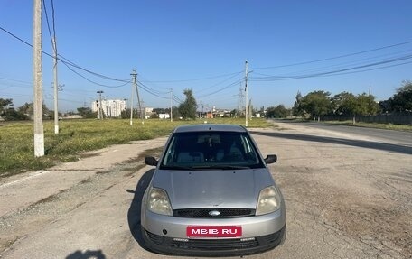 Ford Fiesta, 2004 год, 420 000 рублей, 1 фотография