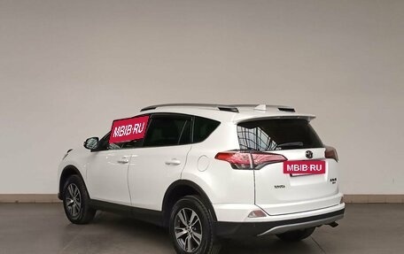 Toyota RAV4, 2018 год, 2 850 000 рублей, 7 фотография