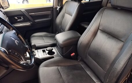 Mitsubishi Pajero IV, 2012 год, 1 799 000 рублей, 9 фотография