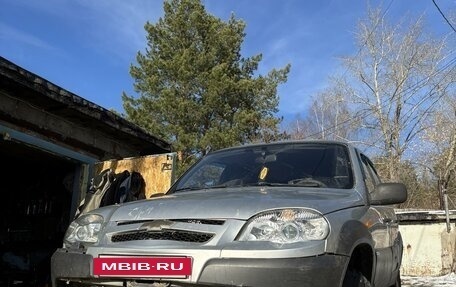 Chevrolet Niva I рестайлинг, 2010 год, 450 000 рублей, 2 фотография