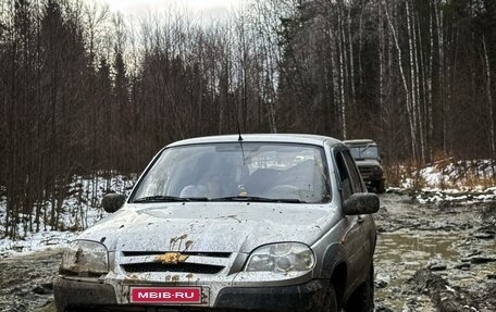 Chevrolet Niva I рестайлинг, 2010 год, 450 000 рублей, 5 фотография