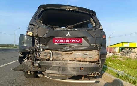 Mitsubishi Outlander III рестайлинг 3, 2008 год, 537 000 рублей, 4 фотография