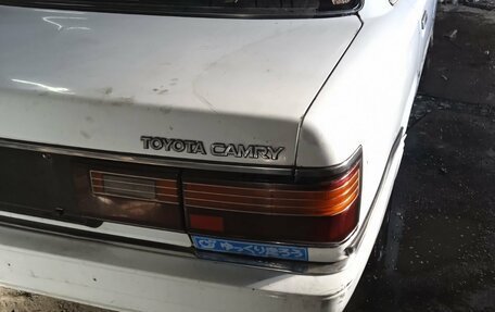 Toyota Vista, 1987 год, 120 000 рублей, 3 фотография