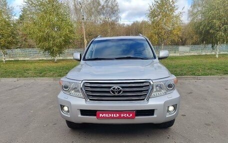 Toyota Land Cruiser 200, 2011 год, 2 900 000 рублей, 1 фотография