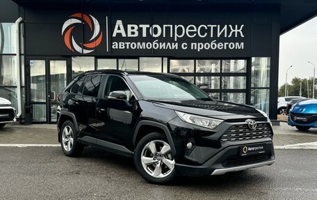 Toyota RAV4, 2019 год, 3 500 000 рублей, 3 фотография