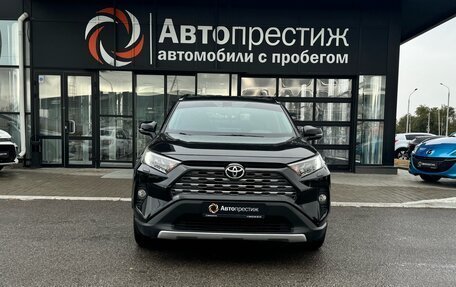 Toyota RAV4, 2019 год, 3 500 000 рублей, 2 фотография