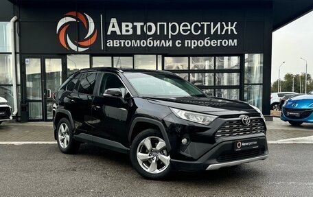 Toyota RAV4, 2019 год, 3 500 000 рублей, 4 фотография