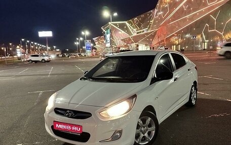 Hyundai Solaris II рестайлинг, 2012 год, 840 000 рублей, 1 фотография