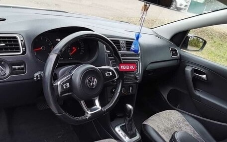 Volkswagen Polo VI (EU Market), 2019 год, 1 390 000 рублей, 2 фотография