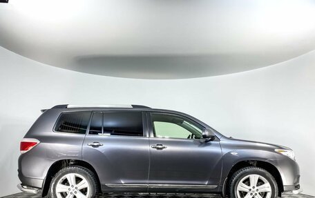 Toyota Highlander III, 2012 год, 2 149 000 рублей, 4 фотография