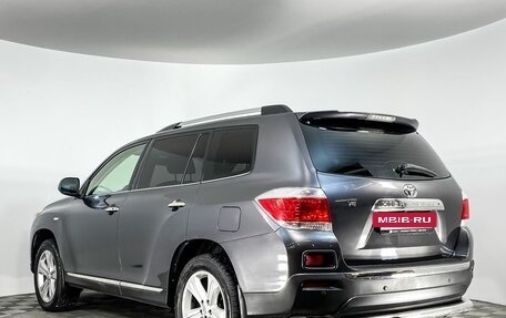 Toyota Highlander III, 2012 год, 2 149 000 рублей, 6 фотография