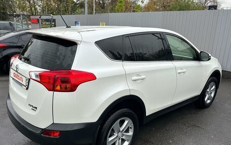 Toyota RAV4, 2013 год, 2 400 000 рублей, 3 фотография