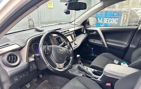 Toyota RAV4, 2013 год, 2 400 000 рублей, 6 фотография