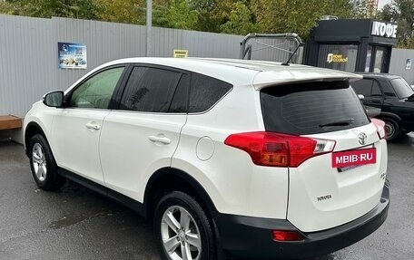 Toyota RAV4, 2013 год, 2 400 000 рублей, 7 фотография