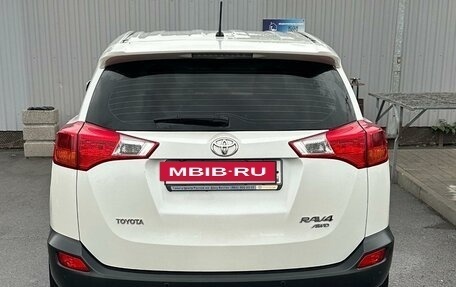 Toyota RAV4, 2013 год, 2 400 000 рублей, 5 фотография