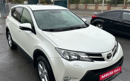 Toyota RAV4, 2013 год, 2 400 000 рублей, 2 фотография