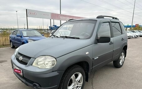 Chevrolet Niva I рестайлинг, 2011 год, 595 000 рублей, 2 фотография