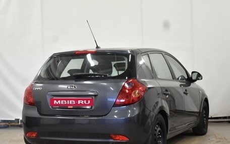 KIA cee'd I рестайлинг, 2009 год, 620 000 рублей, 2 фотография