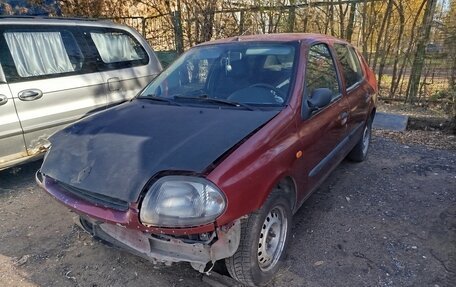 Renault Clio III, 2000 год, 90 000 рублей, 1 фотография