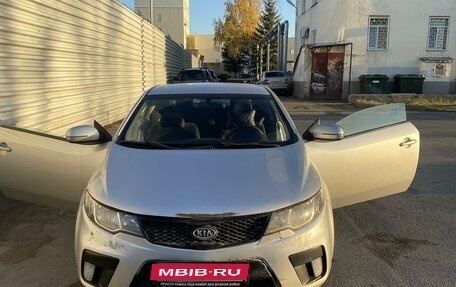 KIA Cerato III, 2010 год, 600 000 рублей, 1 фотография