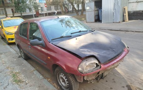 Renault Clio III, 2000 год, 90 000 рублей, 2 фотография