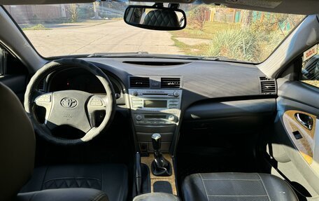 Toyota Camry, 2007 год, 870 000 рублей, 11 фотография