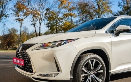 Lexus RX IV рестайлинг, 2021 год, 6 000 000 рублей, 11 фотография