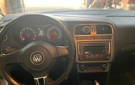 Volkswagen Polo VI (EU Market), 2015 год, 950 000 рублей, 20 фотография