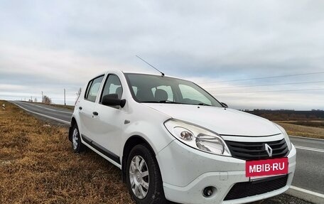 Renault Sandero I, 2012 год, 560 000 рублей, 3 фотография