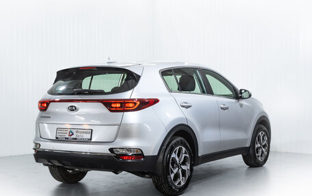 KIA Sportage IV рестайлинг, 2020 год, 2 550 000 рублей, 7 фотография