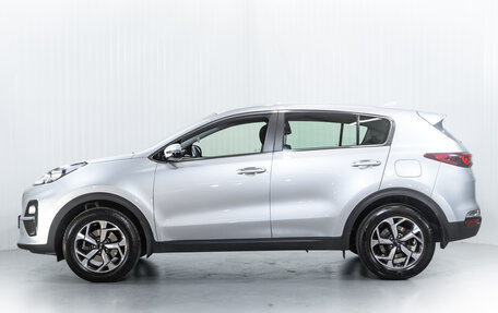 KIA Sportage IV рестайлинг, 2020 год, 2 550 000 рублей, 4 фотография