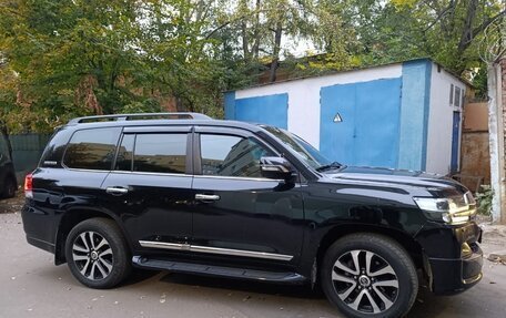 Toyota Land Cruiser 200, 2019 год, 9 000 000 рублей, 3 фотография